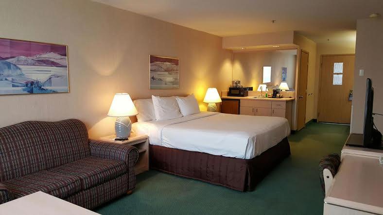 King Suite interior